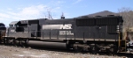 NS 2512 heads east on train 134